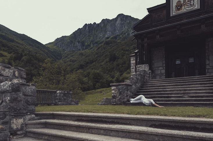 From The Urban Yoga series by Anja Humljan. Image: Primož Lukežič