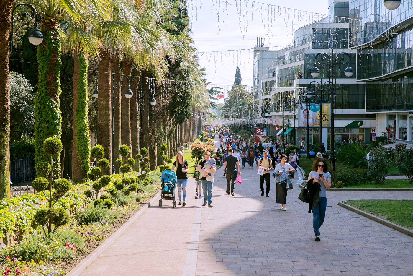 5 minute guide to Batumi: verdant gardens and avant-garde architecture in Georgia’s favourite resort