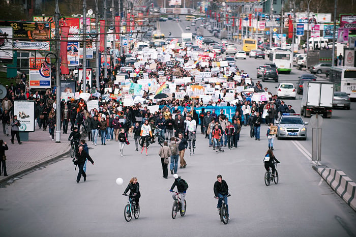 On the streets: how a performance art movement is rallying crowds